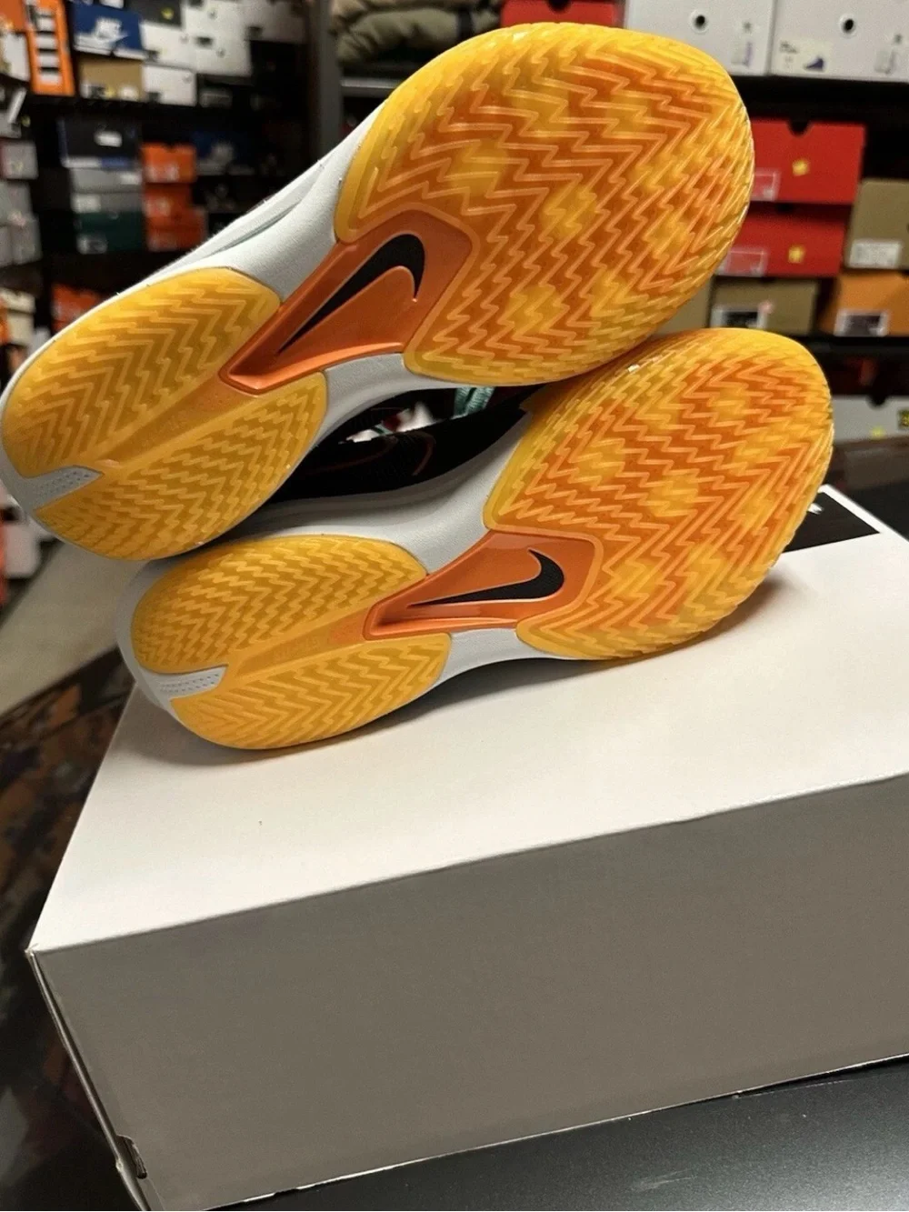 Nike Air Zoom GT Cut 3 Swoosh Squad Mens size 8 Basketball shoes NEW!